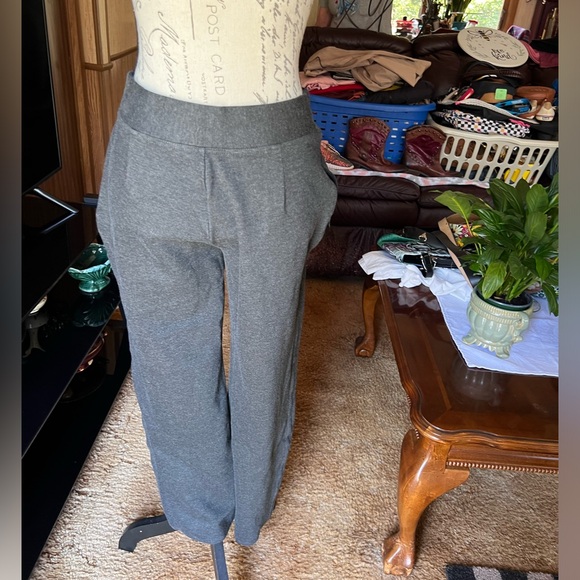 Duluth Trading Co Women's Size Small x 33 Gray Pull on Pant Rayon Blend Ponte. - Picture 7 of 16